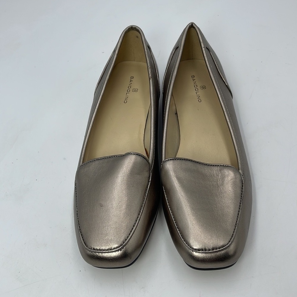 BANDOLINO Metallic Pewter Loafers